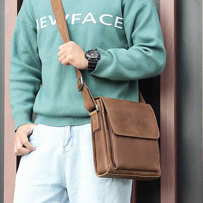 ショルダーバッグ 男性用 メンズ 鞄 カバン 牛革 本革 レザー 大容量 耐摩耗性 ブラック 黒色 ブラウン 茶色 深 коричневый 焦茶色 チョコレート色 8インチPC収納 普段使い レトロ ヴィンテージ 旅行