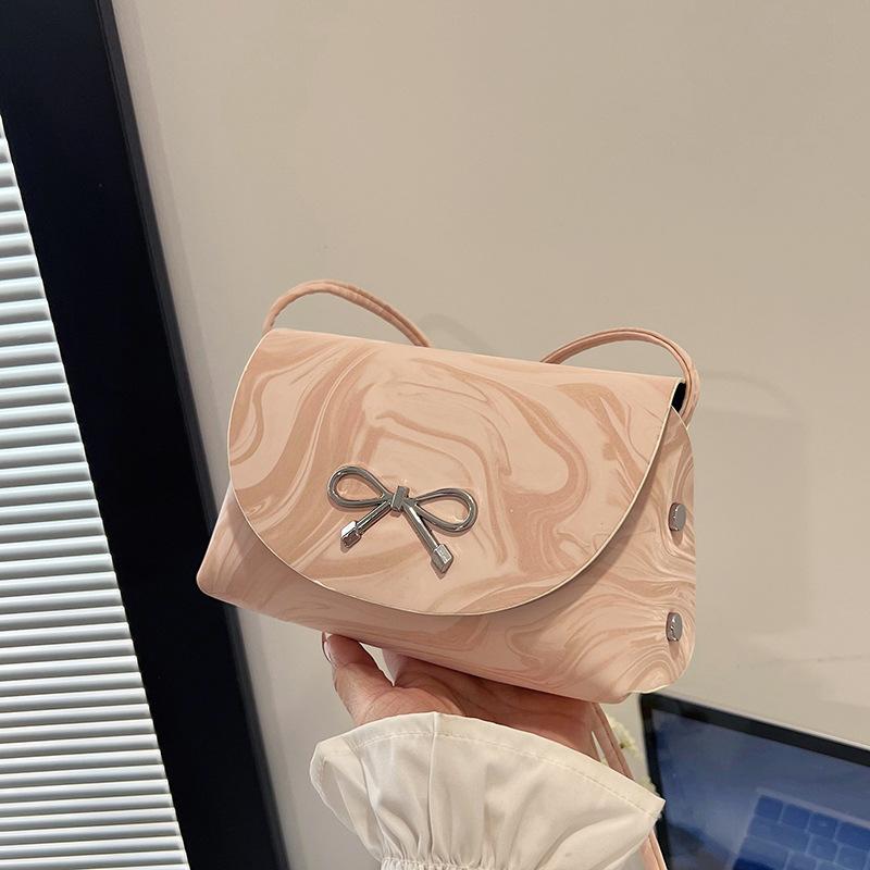 バッグ レディース ショルダーバッグ 蝶結び かわいい 韓国 Ins トレンド ファッション PU 日常使い 横型 ホワイト ピンク グリーン シルバー ブラック