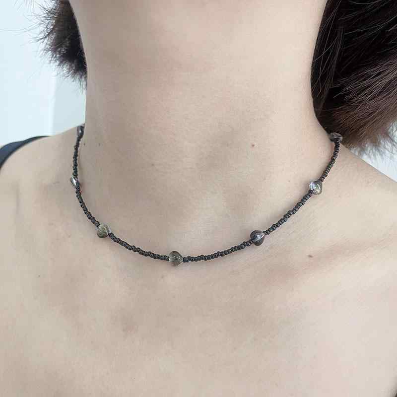 ネックレス レディース 愛心 ハート ビーズ 鎖骨チェーン ペンダント かわいい おしゃれ 韓国風 レッド ブラック クリア 透明 赤 黒