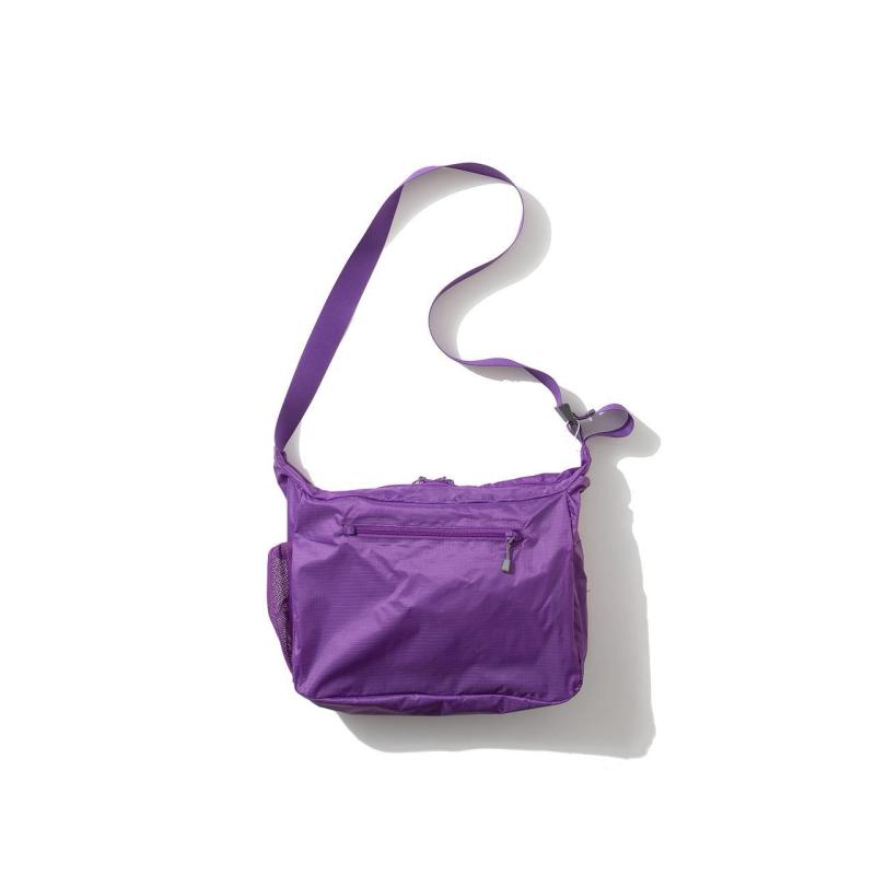 ナイロン製メンズ斜めがけバッグ ショルダーバッグ 防水 超軽量 普段使い 旅行 黒 紫 紺色 カーキ