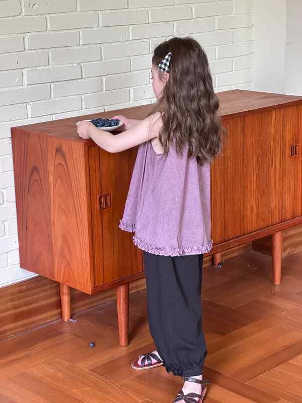 タンクトップ キッズ 女の子 子供服 絞り染め 花柄レース フリル裾 ノースリーブ トップス パープル 綿..