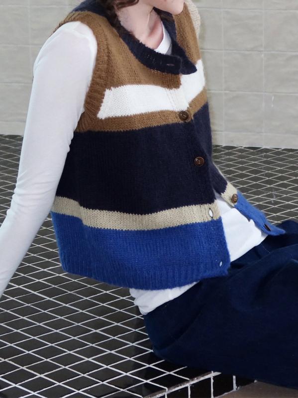 ニット レディース 春秋冬 配色 切り替え ボーダー柄 ニットベスト チョッキ 丸首 コットン混紡 レイヤ..
