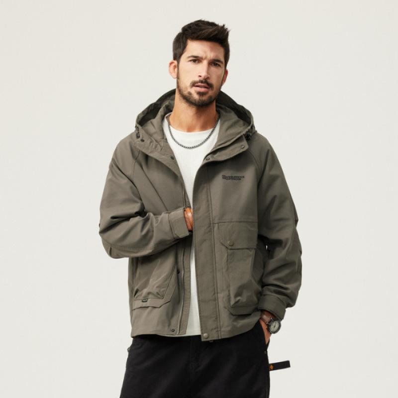 ・製品カテゴリ: ジャケット・スタイル: 日系復古・対象年齢: 24-35歳・襟のタイプ: 襟付き・フィット: ゆったり・前立て: シングルブレスト・フード: フードなし・厚さ: 普通・柄: その他・主な素材: 綿・主な素材の含有量: 82%・裏地: ポリエステル繊維・利用シーン: デイリーユース・デザイン: ポケット・裾のデザイン: ストレート・袖丈: 長袖・色: ブラック, コーヒー・サイズ: M, L, XL, 2XL, 3XL, 4XL・袖のタイプ: 通常袖・着丈: レギュラー・ポケット: 立体パッチポケット・着方: アウター