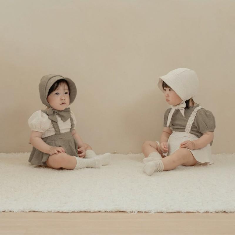 ベビー服 女の子 提花 ロンパース スカート式 サロペット かわいい 新生児 夏 ノースリーブ ジャンプスーツ カバーオール 帽子付き コットン 66cm 73cm 80cm 90cm
