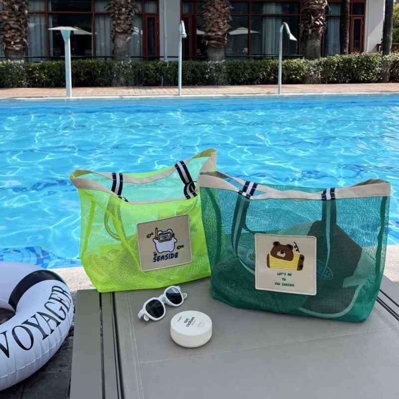ビーチバッグ キッズ 子供用 メッシュ トートバッグ 網状 撥水 旅行 水泳 海水浴 温泉 プール 遊び道具 おもちゃ 収納袋 ポリエステル グリーン 蛍光イエロー