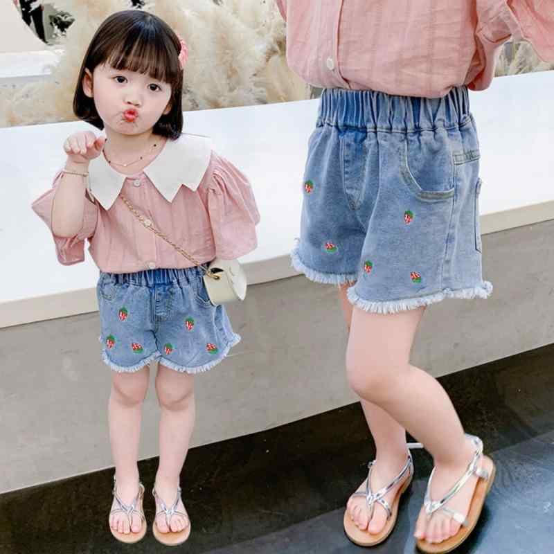 子供服 女の子 デニムショートパンツ ガールズ ハーフパンツ 夏用 薄手 コットン 花柄 刺繍入り キュロ..