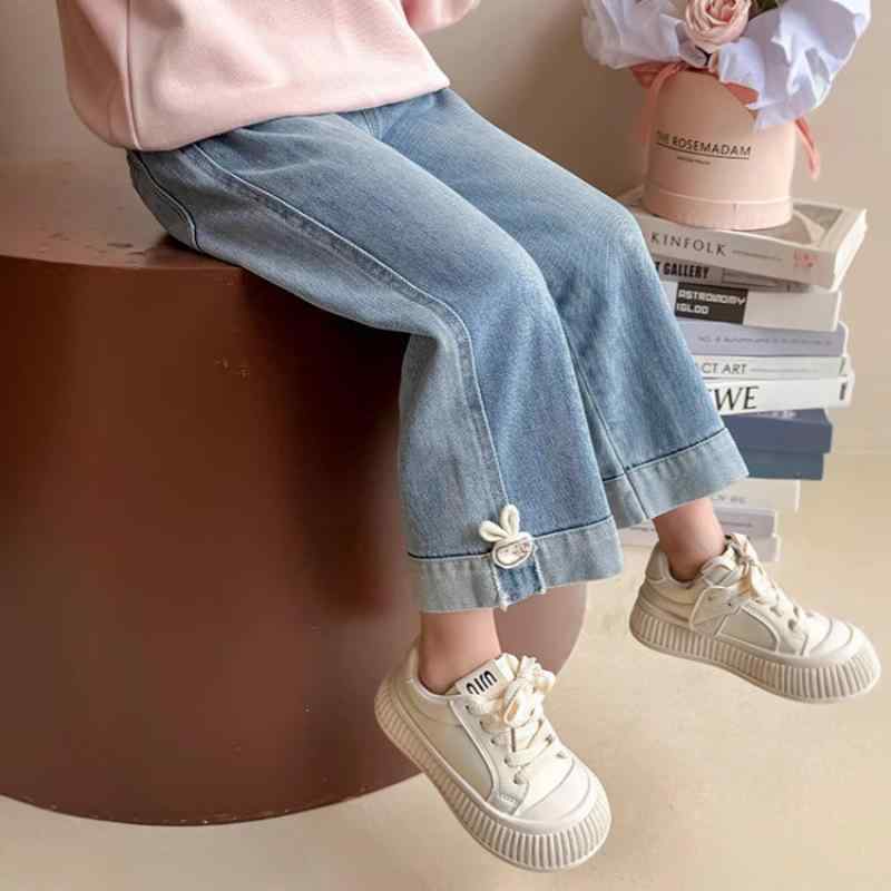 子供服 デニムパンツ 女の子 女児 ガールズ ズボン パンツ デニム ジーパン ワイドパンツ ストレート ..