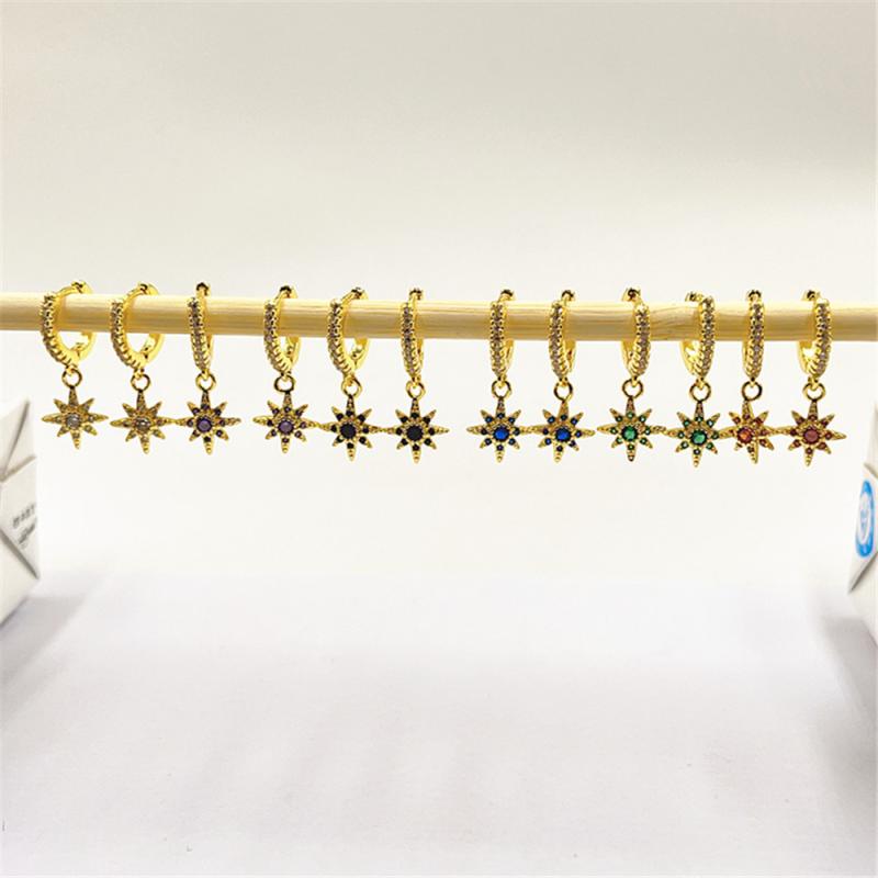 ピアス レディース ゴールド 星形 ジルコニア ミニ 銅製 金属アレルギー対応 韓国風 かわいい ファッシ..