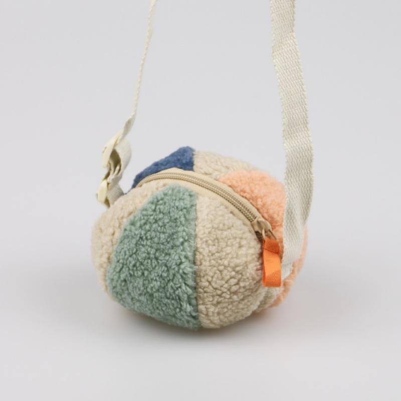 キッズ ショルダーバッグ かわいい 花柄 ボール型 斜めがけ ぬいぐるみ ふわふわ 軽量 お出かけ 普段使い