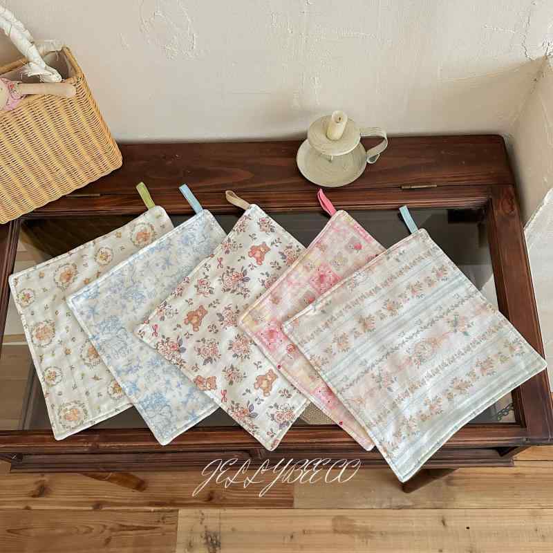 ベビー 赤ちゃん 子供用 ハンカチ ミニタオル ガーゼタオル 沐浴ガーゼ 柔らかい 吸水速乾 かわいい 動物柄 花柄 幼稚園 保育園