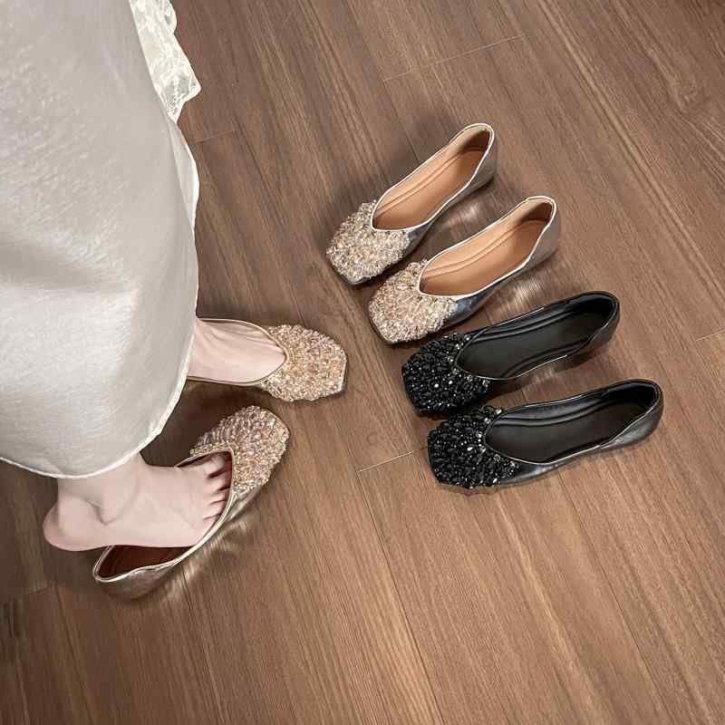 パンプス レディース フラット ローヒール スクエアトゥ ぺたんこ 痛くない 歩きやすい かわいい おしゃれ シルバー 銀色 ゴールド 金色 ブラック 黒 春夏...