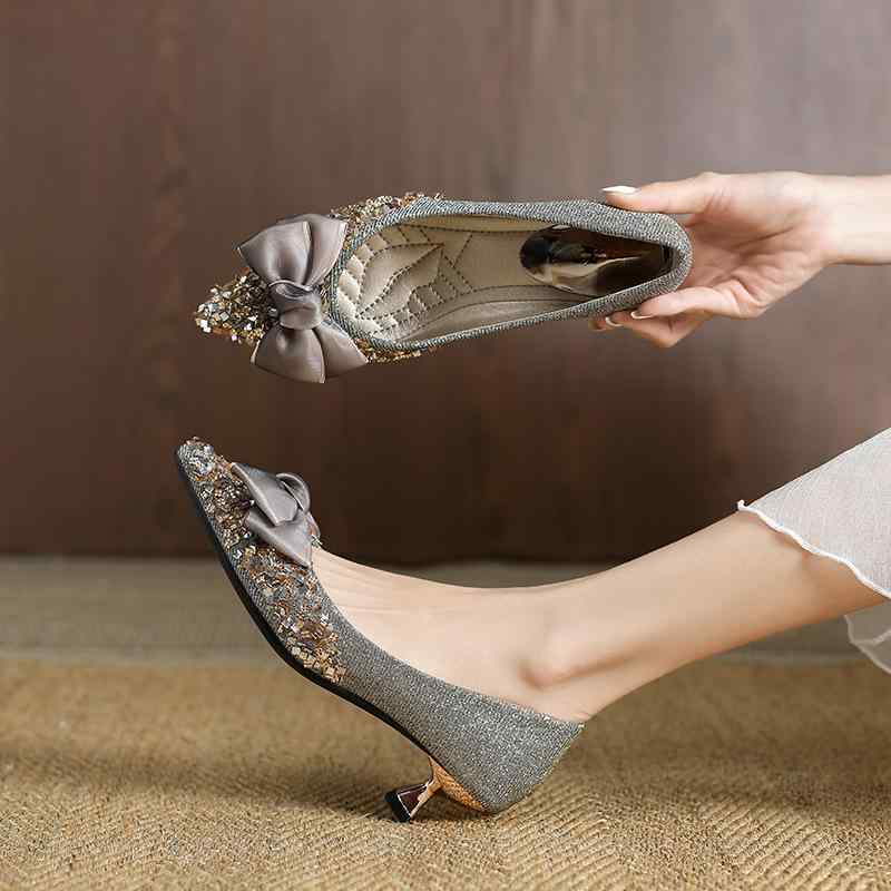 パンプス レディース 34 41 サイズ スエード ポインテッドトゥ ピンヒール 5cm ヒール キラキラ ラインストーン ちょう結び スリッポン かわいい ガ...
