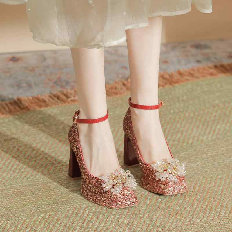 楽天Tanzanシューズ レディース パンプス 太ヒール メリージェーン グリッター ラメ ラウンドトゥ ブライダル ウェディング パーティー 結婚式 二次会 花嫁 披露宴 お呼ばれ シルバー 銀色 レッド 赤色 ゴールド 金色
