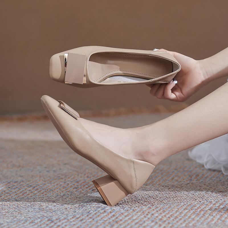 パンプス レディース 牛革 スクエアトゥ 太ヒール ミドルヒール チャンキーヒール スリッポン ローカッ..