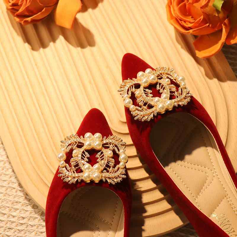 パンプス レディース ウェディングシューズ ローヒール フラット ぺたんこ 妊婦 ブライダル 結婚式 スエード ポインテッドトゥ 赤 レッド 歩きやすい 痛くな...