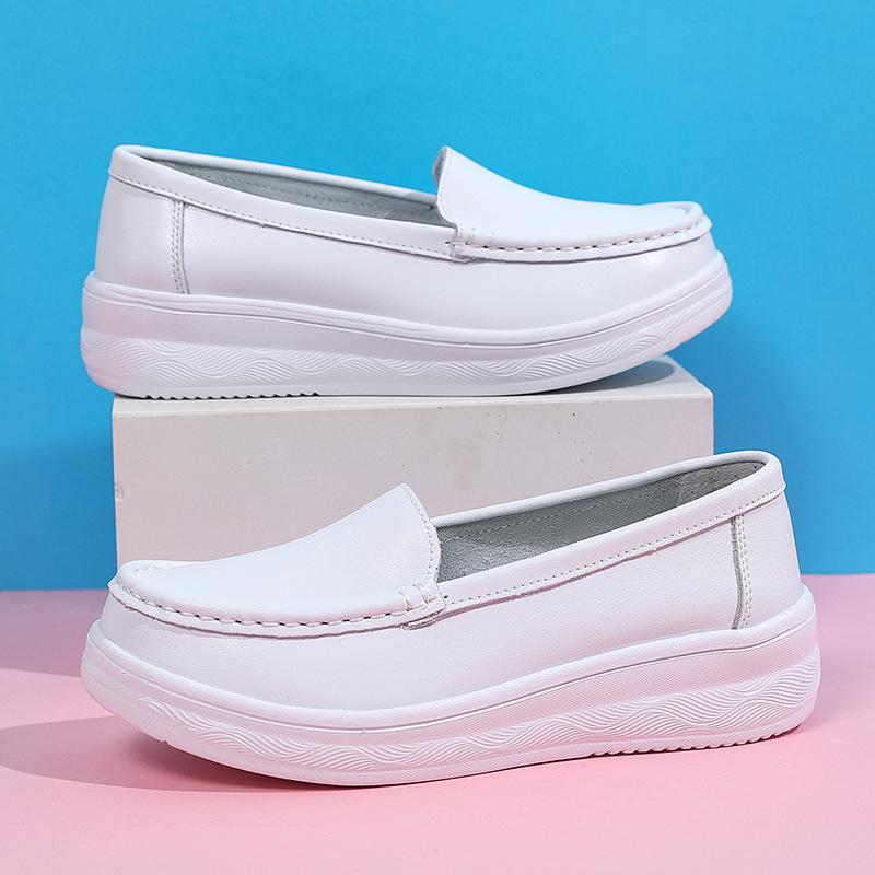 パンプス レディースシューズ 厚底 ナースシューズ 婦人靴 ラウンドトゥ スリッポン ローファー 牛革 レザー 柔らかい 履きやすい 疲れにくい 通気性 衝撃吸...