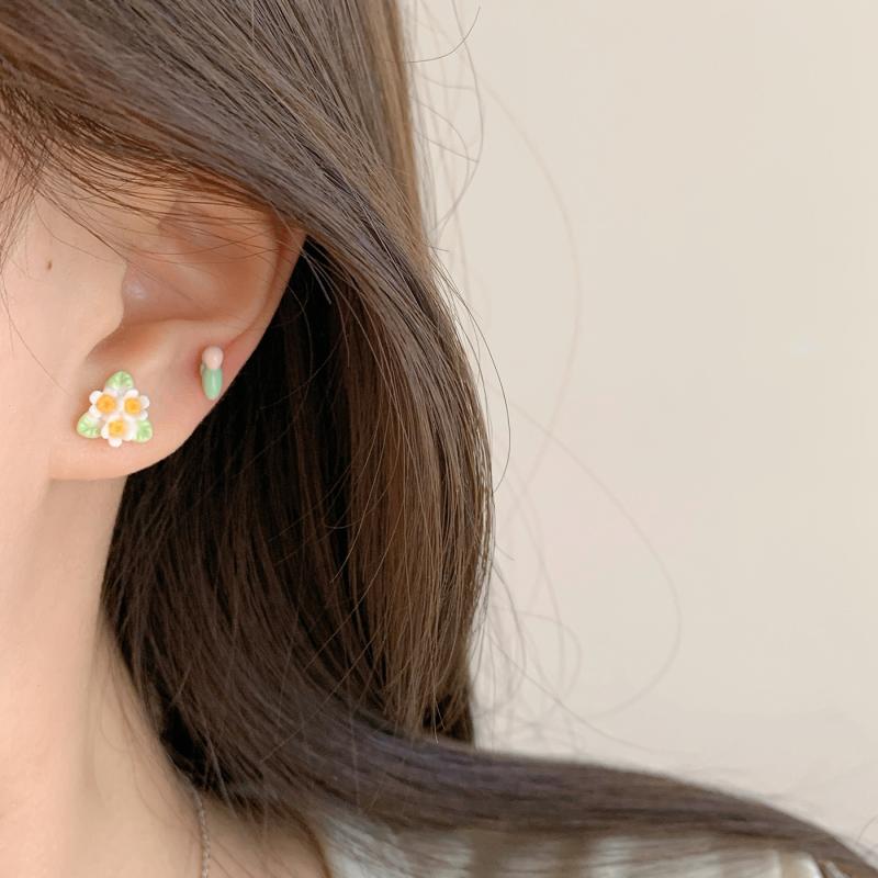 ピアス レディース 春夏 花柄 シルバー925 森ガール かわいい 蝶 学生 イヤリング セット 緑 ピンク ブルー アレルギー対応 ドロップピアス スタッドピ...
