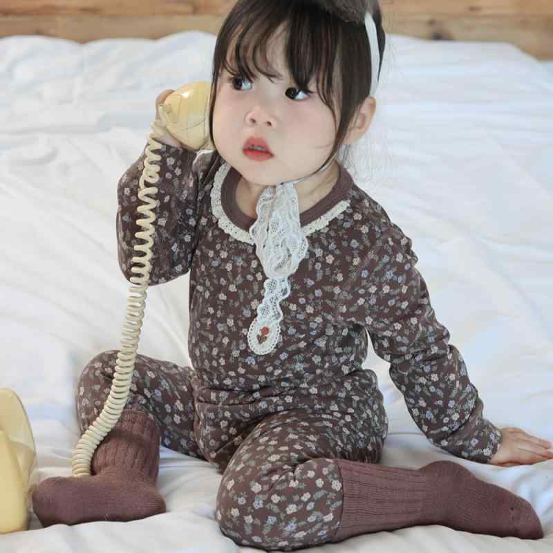 ベビー 子供用 パジャマ 上下セット 綿100％ 薄手 春秋 冬 長袖 ベビー服 キッズ 男の子 女の子 かわいい 花柄 アニマル柄 ルームウェア 部屋着 寝巻き 保温 通気 90cm 100cm 110cm 120cm 130cm 140cm 150c