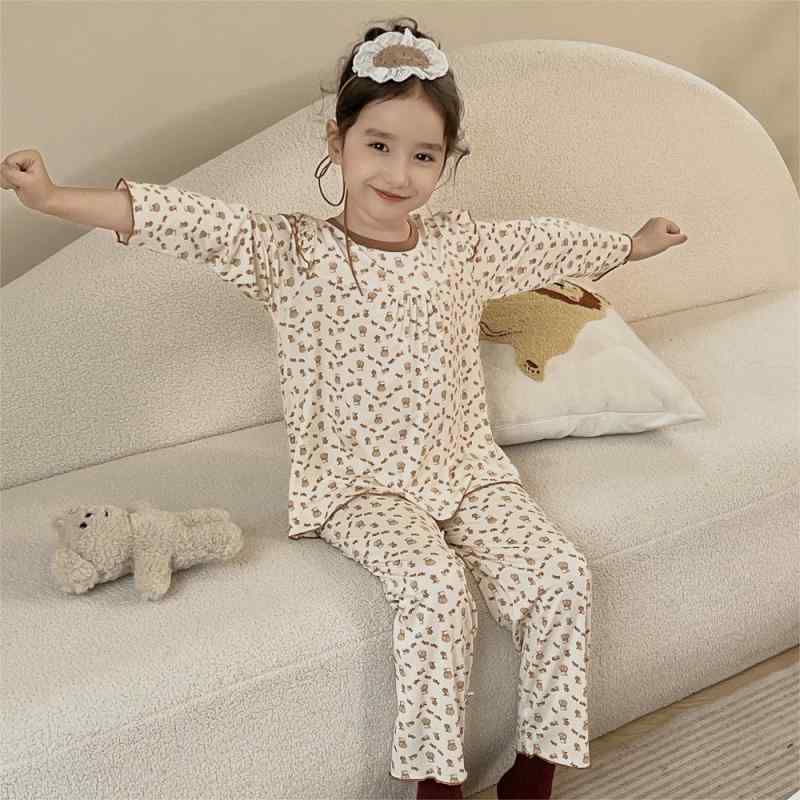 子供用 寝巻き 春夏 女の子 かわいい 花柄 ルームウェア セットアップ キッズ モーダル 長袖 パジャマ 薄手 接触冷感 伸縮性 部屋着 普段使い 公園着