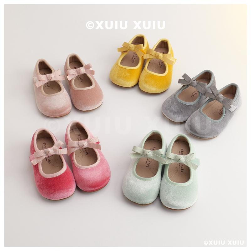 バレエシューズ 女児 キッズ プリンセスシューズ ベルベット調 マジックテープ 履きやすい 幼稚園 保育..