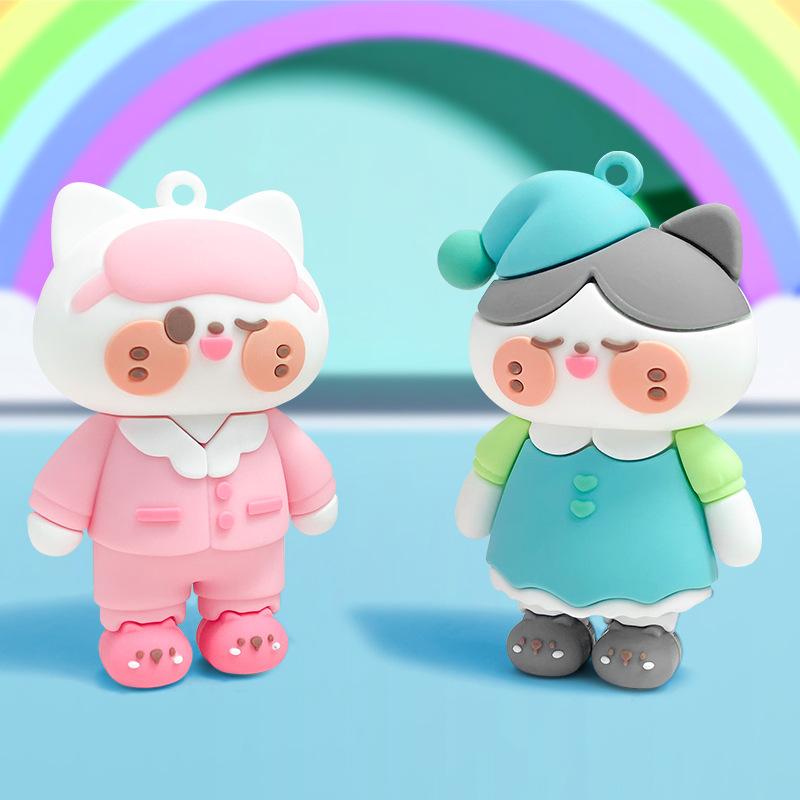 キーホルダー レディース かわいい 猫 ねこ PVC製 車載 飾り バッグチャーム 友達 子供 ギフト 記念品 ..