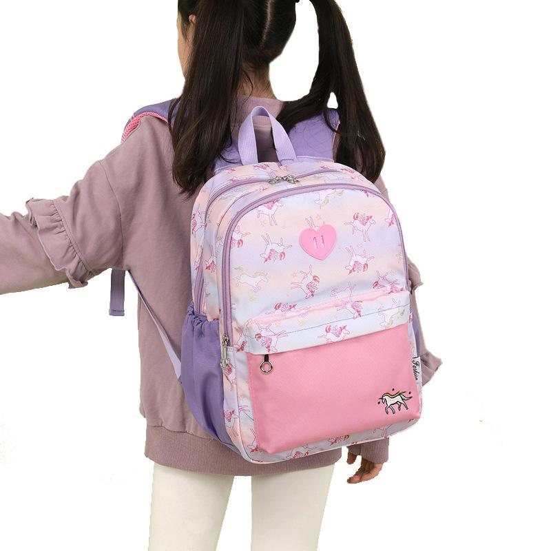 子供 リュックサック カートゥーン柄 小学生 低学年 バックパック 幼稚園 保育園 通園 遠足 防水 撥水 A4