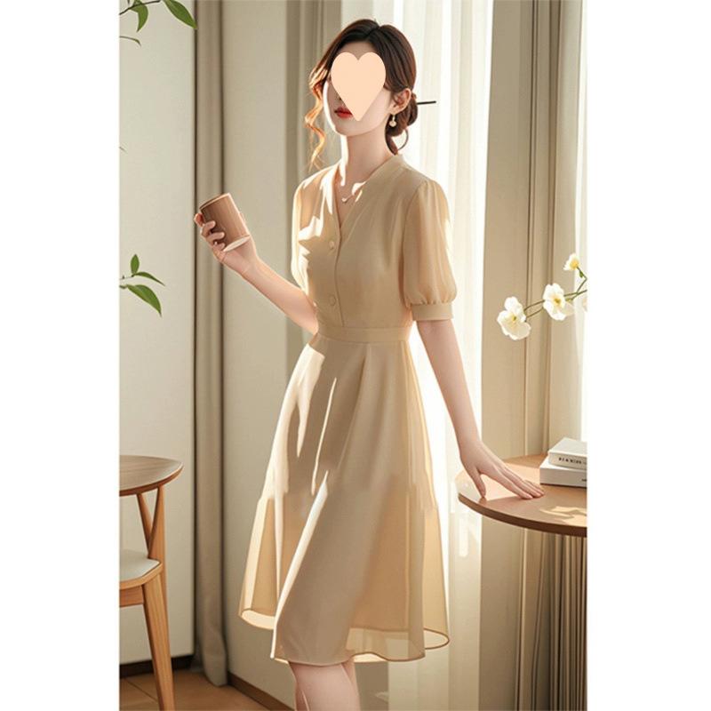 ワンピース レディース Vネック Aライン 半袖 膝丈 ポリエステル きれいめ 上品 フォーマル お呼ばれ 杏色