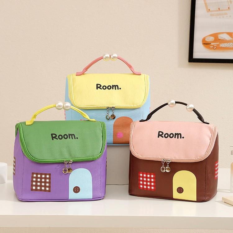 化粧ポーチ レディース 大容量 仕切り付き 持ち手付き 防水 旅行用 洗面用具 収納袋 かわいい 軽量 整理整頓 普段使い