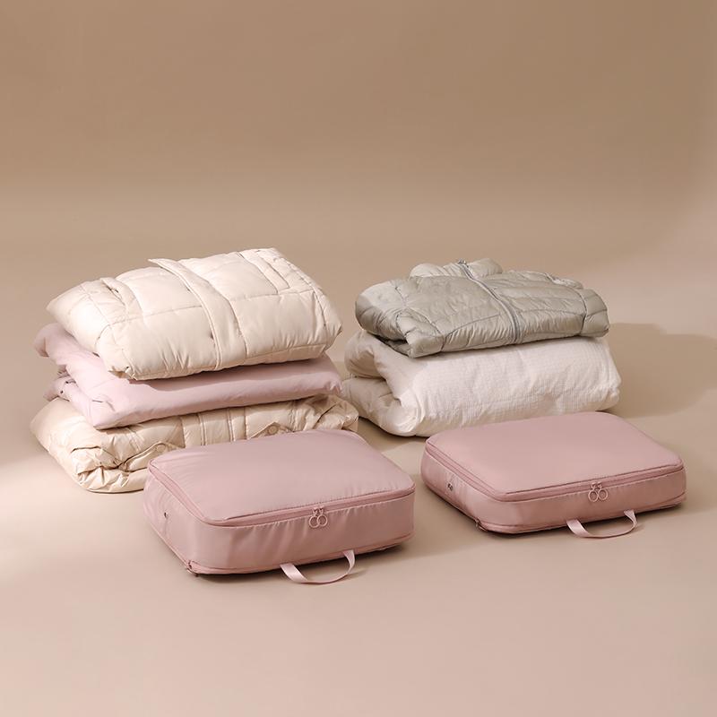 収納袋 圧縮袋 携帯用 衣類 整理袋 4点セット トラベルポーチ シンプル モダン ピンク ホワイト グレー..