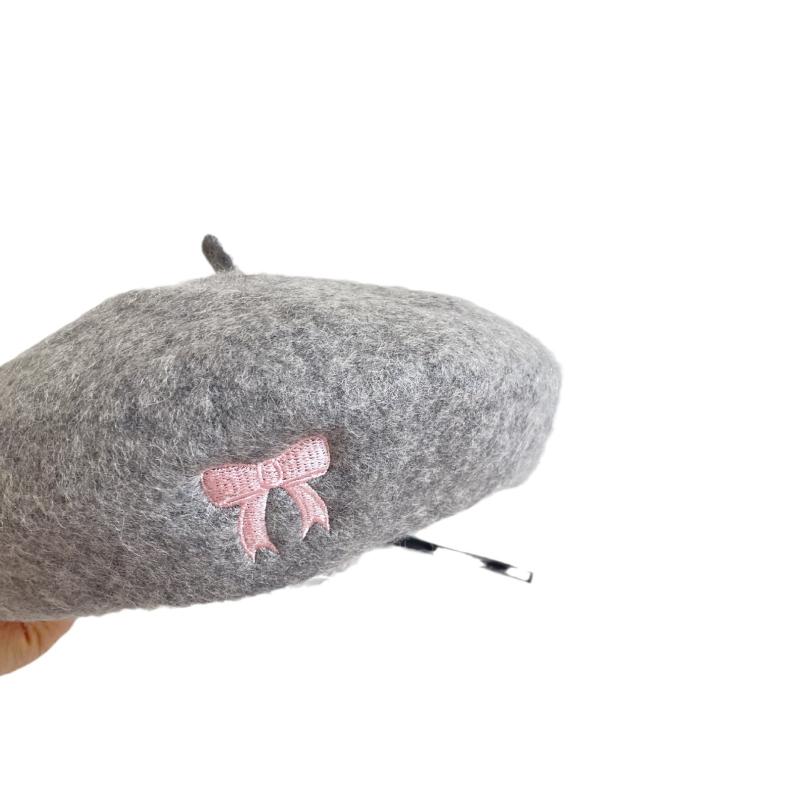 ベレー帽 キッズ 子供用 秋冬 ウール 帽子 立体 刺繍 リボン かわいい 民族風 レトロ ベージュ グレー ..