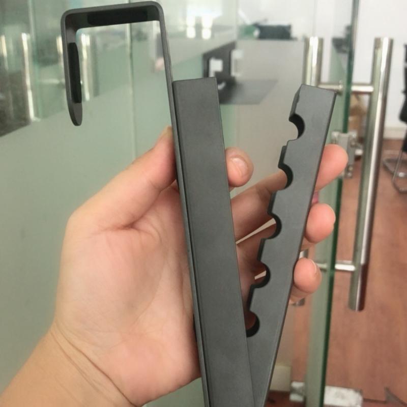 パンツハンガー 折りたたみ式 ズボンハンガー ドアハンガー 6連式 衣類収納ラック ズボン収納ラック スラックスハンガー ネクタイハンガー