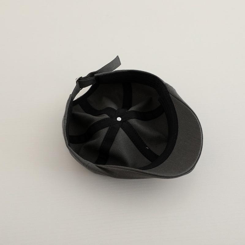 帽子 キッズ 男の子 春秋 薄手 ベレー帽 カートゥーン 小熊 ワンポイント アジャスター付き 短つば 日..