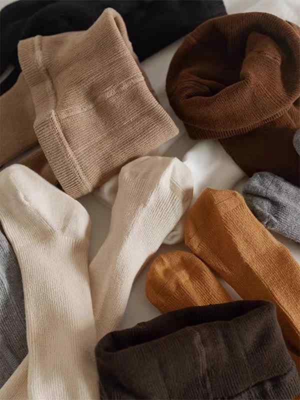 子供用レギンス 春秋 ピュアカラー ガールズ タイツ レッグウェア ピュアカラー ベーシック 春秋 女児 ..