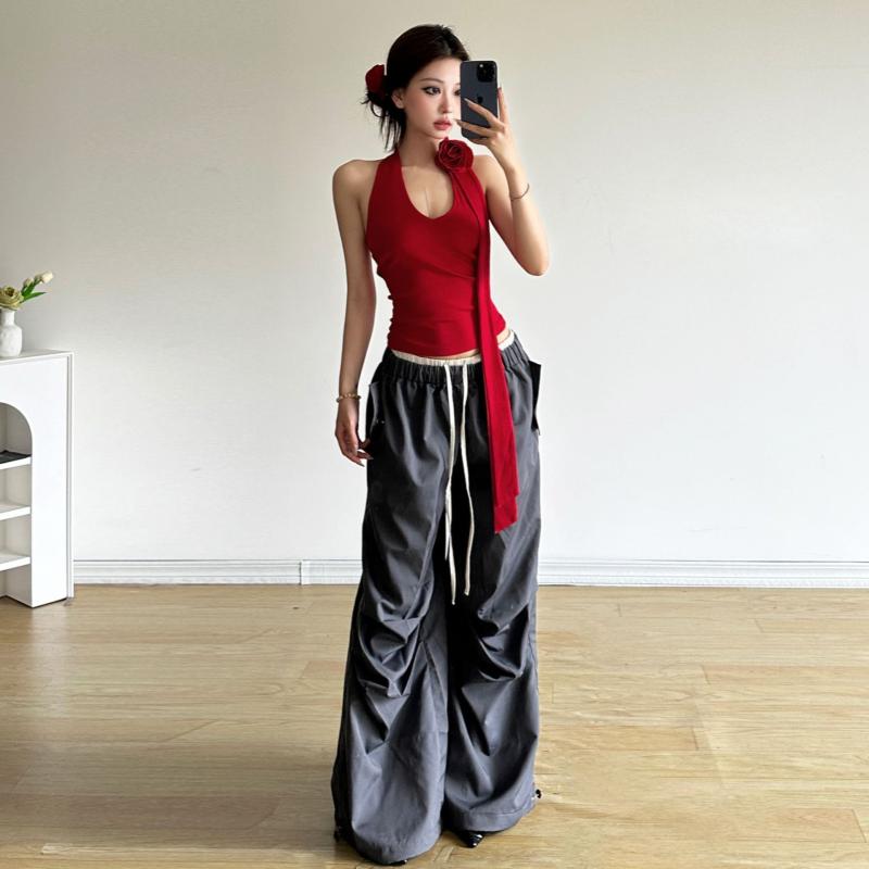 セットアップ レディース 高身長 向け 灰色長ズボン 赤色キャミソール ポリエステル 無地 ストリート スタイル 快適 伸縮性