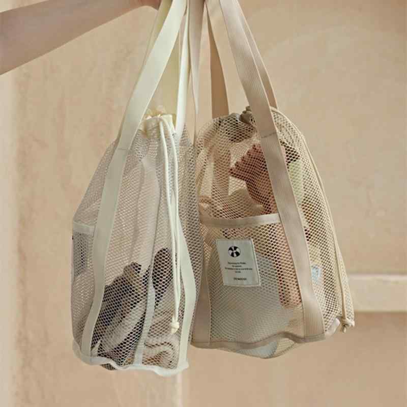 ビーチバッグ 大容量 メッシュ 巾着型 手提げ 旅行 海水浴 プール 温泉 スパ 普段使い 水泳用具 収納 ..