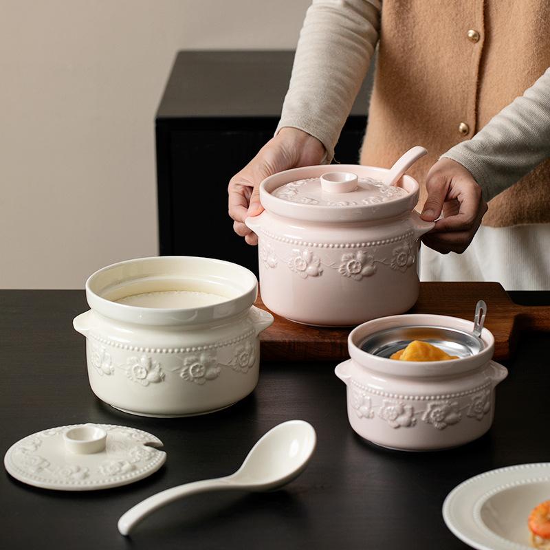 食器 陶器製オイルポット 家庭用 調味料入れ クリーム風 ストロベリー柄 フタ付き 両耳付き 豚脂保存容..