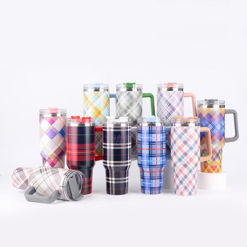 保温カップ 大容量 車載 ステンレス 3Dプリント 携帯用 アウトドア アイスカップ 水筒