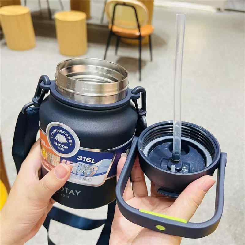 水筒 男女兼用 大容量 316ステンレス鋼 保温 保冷 スポーツ アウトドア 通勤 通学 真空断熱 ピンク グリーン ブルー ブラック