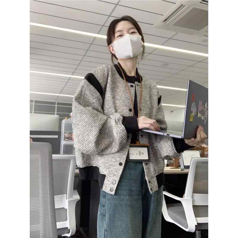 ジャケット レディース 小柄 春秋 ブルゾン 黒 白 配色 ポリエステル 野球服 普段使い 通勤 アウター