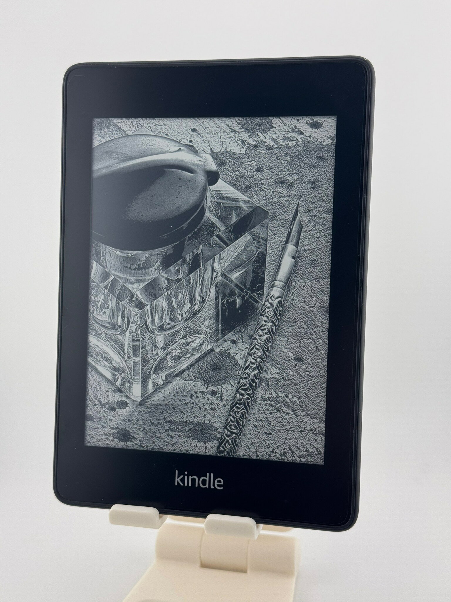 Kindle Paperwhite 第10世代 8GB 広告なしモデル 中古 ブラック PQ94WIF 0E2B
