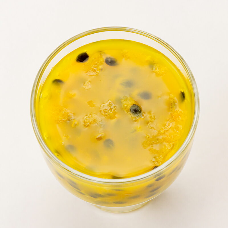 冷凍 「 パッションフルーツ 」 台湾 100% 果汁 ジュース 種あり シロップ（ 1kg ×1袋) 1000ml 2
