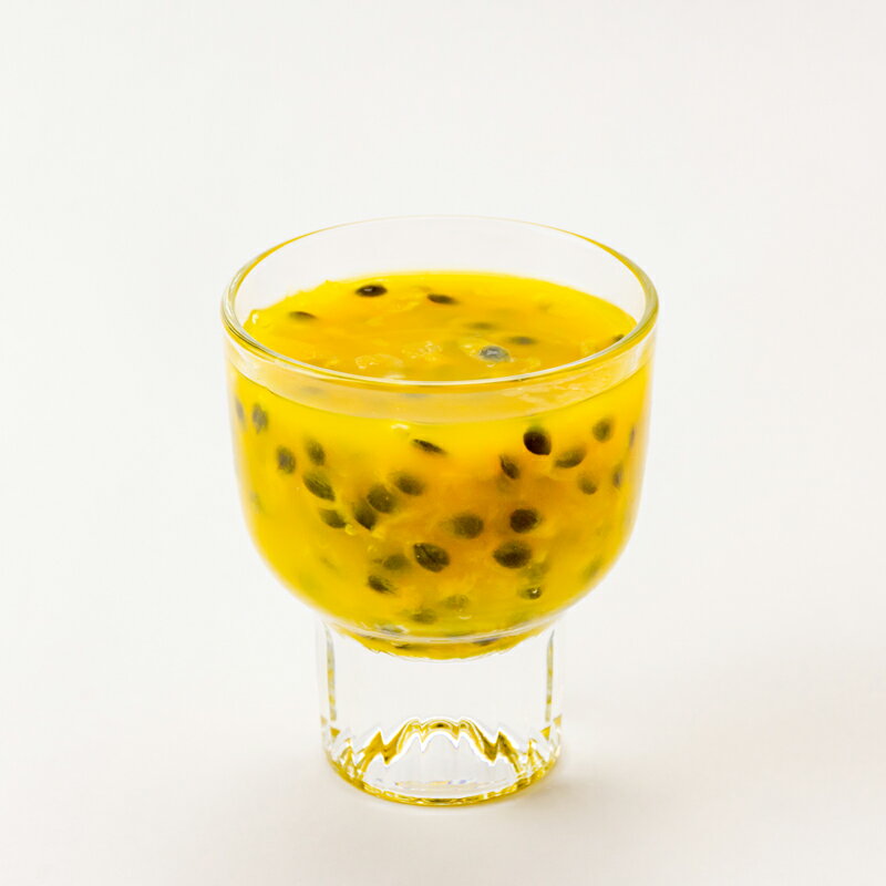 冷凍 「 パッションフルーツ 」 台湾 100% 果汁 ジュース 種あり シロップ（ 1kg ×1袋) 1000ml 3