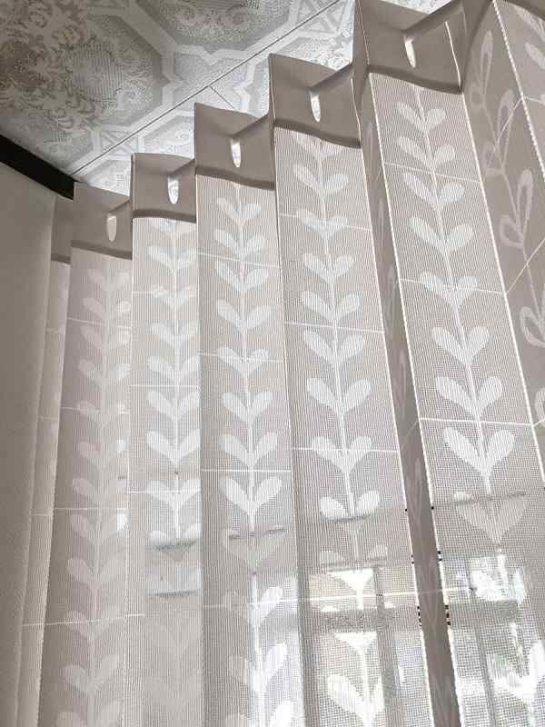 アコーディオンカーテン パタパタ 間仕切り のれん パーテーション 遮熱 丈調整 150×250cm 北欧調 ハー..