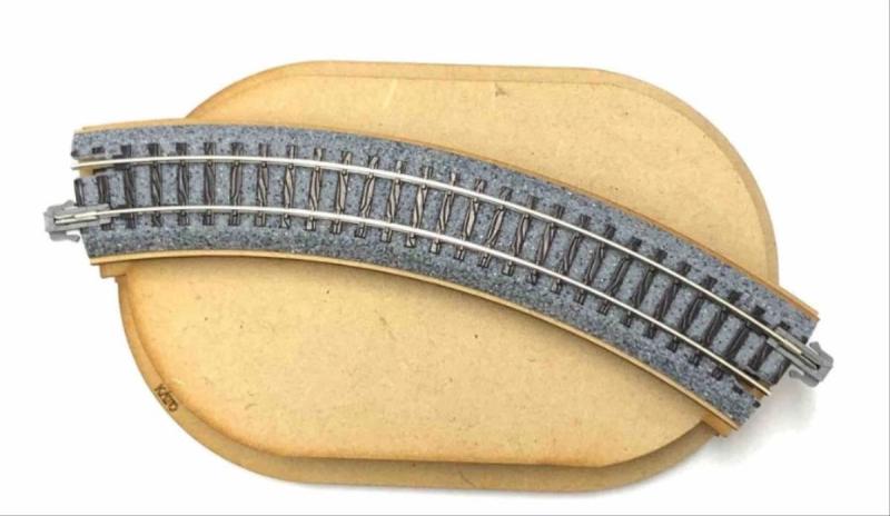 カトー(KATO) Nゲージ ミニジオラマベース曲線R183mm (線路付キット) 24-052 鉄道...