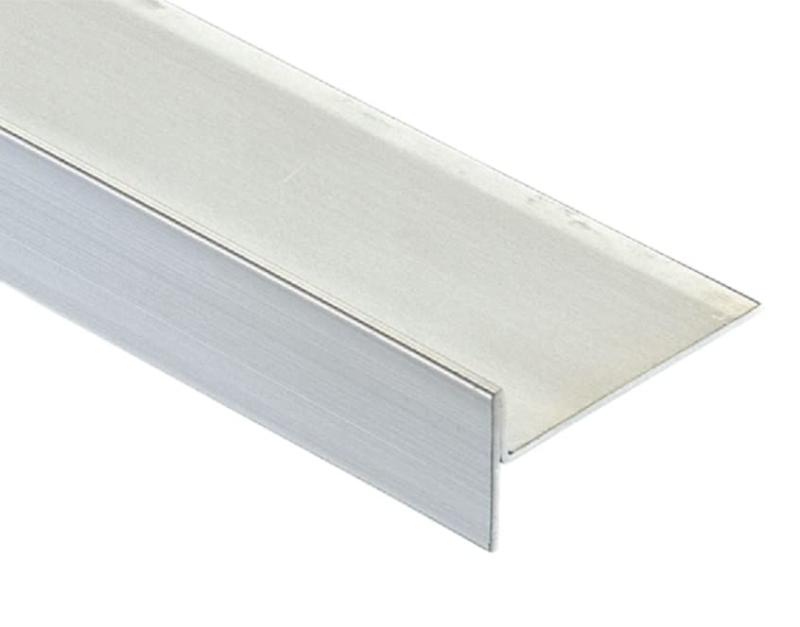 ステンレス製ノンスリップ タイルカーペット・カーペット対応 PSS7(穴ナシ)2mタイルカーペット・カーペット用ステンレス製室内用ノンスリップ【金台】－SUS304【仕上】HL【仕様】穴ナシタイプ【床材】9mm【用途】パンチカーペットやタイルカーペットなどの床材用ノンスリップ【注意】取付ビスは入っておりません。下地に合わせて選定して下さい。