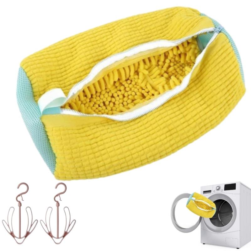 YOSHICA 靴 洗濯ネット ランドリーネット 靴洗い ブラシ付き 騒音防止 衝撃吸収 型崩れ防止 洗濯機 吊り下げ ネット 乾燥 ループ付き スニーカー 上履き 型崩れ防止 靴用洗濯ネット子ども靴を丸洗い可能洗濯ネット内容　洗濯ネット　　　　✕1 　　　シューズハンガー　✕2型崩れ防止設計: 特殊な構造により、洗濯中の靴の形状を保護し、型崩れを効果的に防止します洗濯機対応: 家庭用の洗濯機で安全に靴を洗えるよう設計された耐久性のある素材を使用汚れ除去機能: 靴の表面の汚れを効果的に落とし、清潔に保つことができます