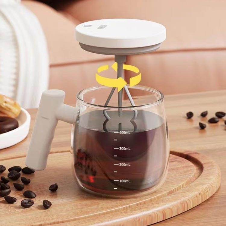 タスイチショップの電動ミキシング カップ 400ml 自動攪拌 コーヒー 粉ミルク 卵を混ぜる 漏れ防止 蓋付き 携帯用 USB充電式 静音 片手操作 ワンタッチ起動 泡立て均一 コンパクト 軽量設計 マグカップ代用 アウトドア オフィス 旅行 ジム 多用途 おしゃれ かわいい｜アングル2