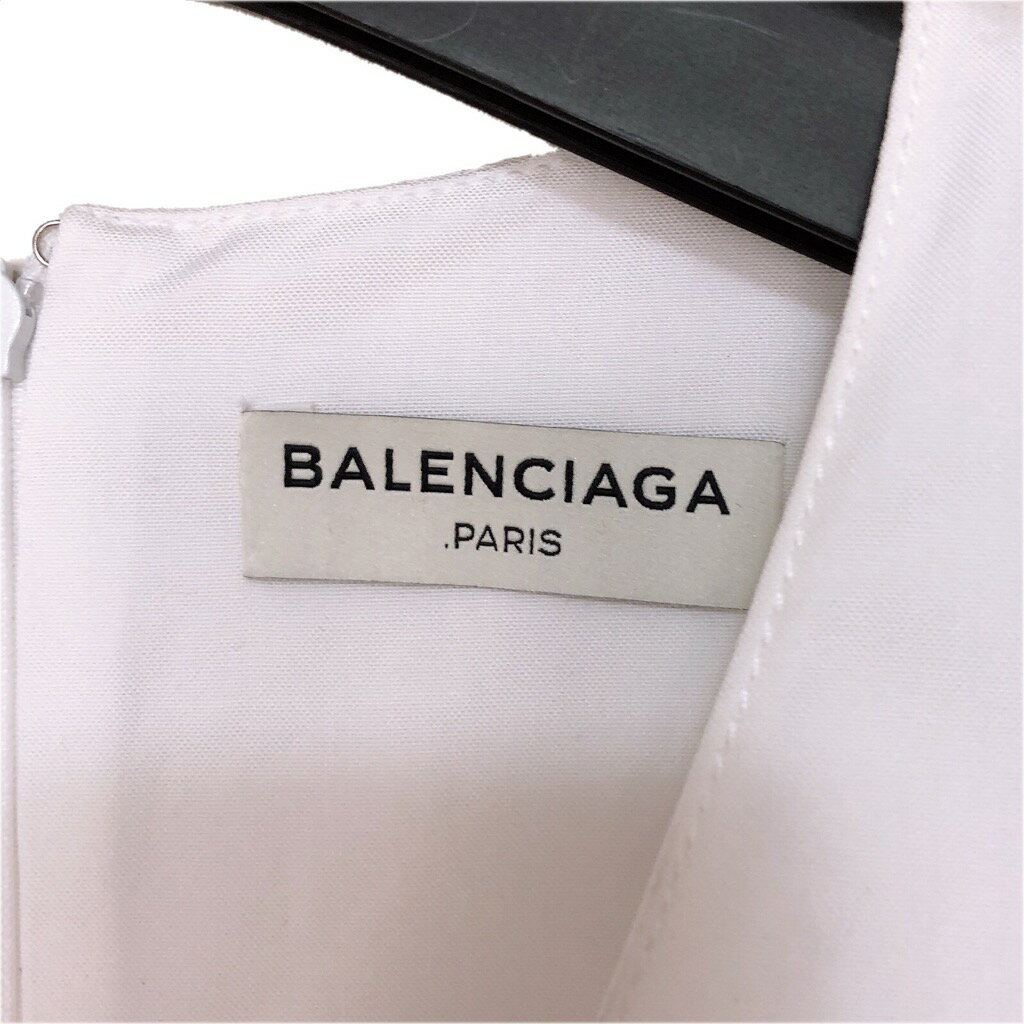 【新品】確実正規品 BALENCIAGA バレンシアガ ペプラム ショート ホワイト Vネック トップス ホワイト 白 レディース 38 M