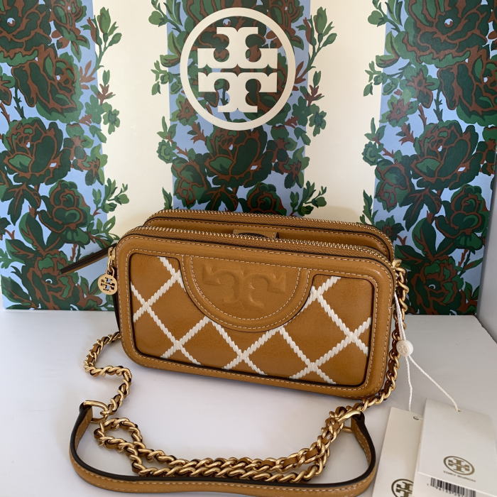 トリーバーチ 　Tory Burch　バック 135693 キルト ダブルジップ ミニバッグ キャメル　斜め掛けのサムネイル