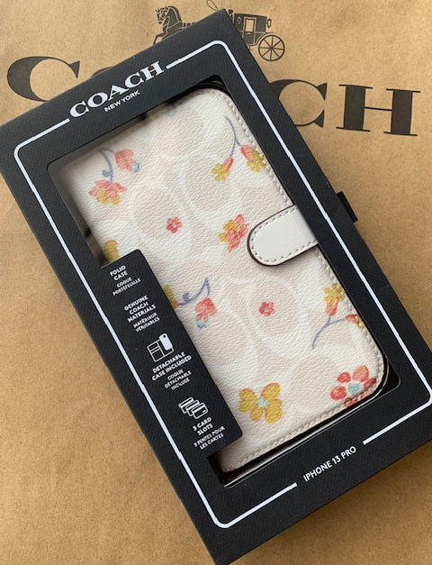 コーチ スマホケース コーチ COACH アウトレット レディース 小物 スマホケース　iPhone 13 pro CB469 CAH　(チョークマルチ) 花柄 シグネチャー